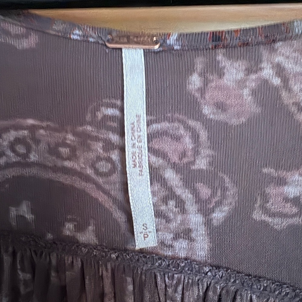 Free People Fiona Top with Bell Sleeves - Mocha Coral -Multicolor Paisley -Small - Picture 3 of 6